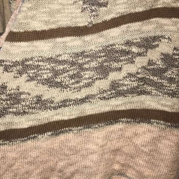 Clearance! NWOT Navajo Print Hooded Cardigan - Picture 5 of 5